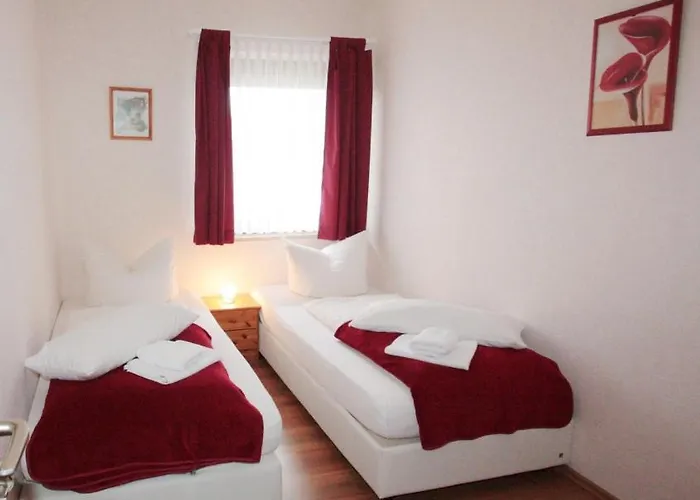 Appartement Haus Am Kurpark 12 *